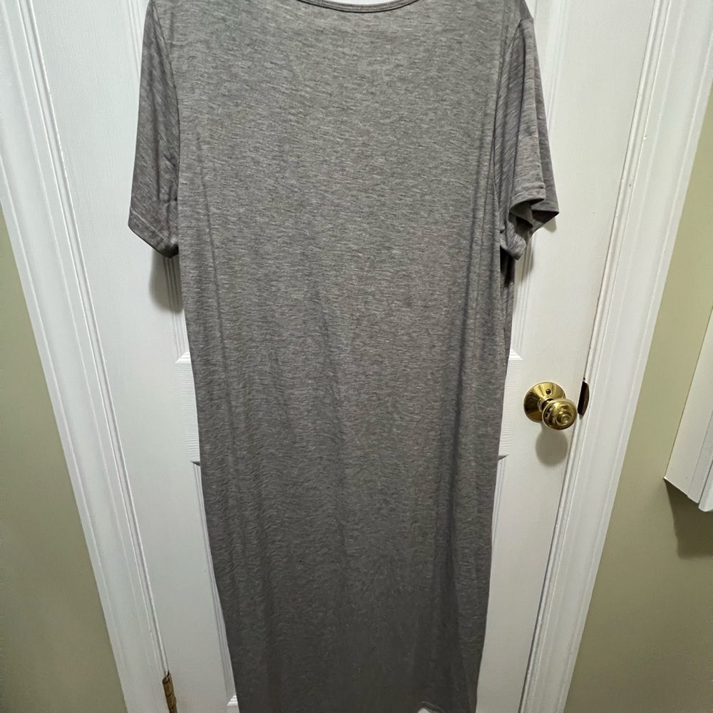 V-Neck Short Sleeve Tee Dresses in Black, Heather Gray, Tan, and Salmon Bundle - Picture 6 of 13